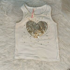 Tank top with gold heart sequin design and cute wings